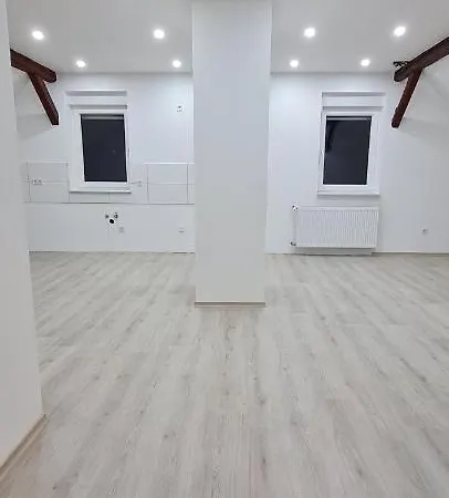 Neu Eingerichtete In Apartman *